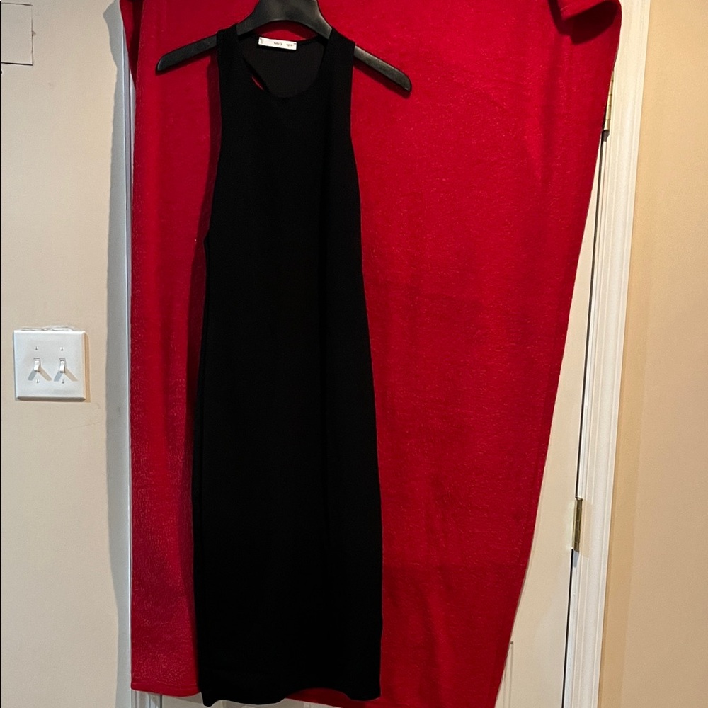 Chic Black Backless Dress